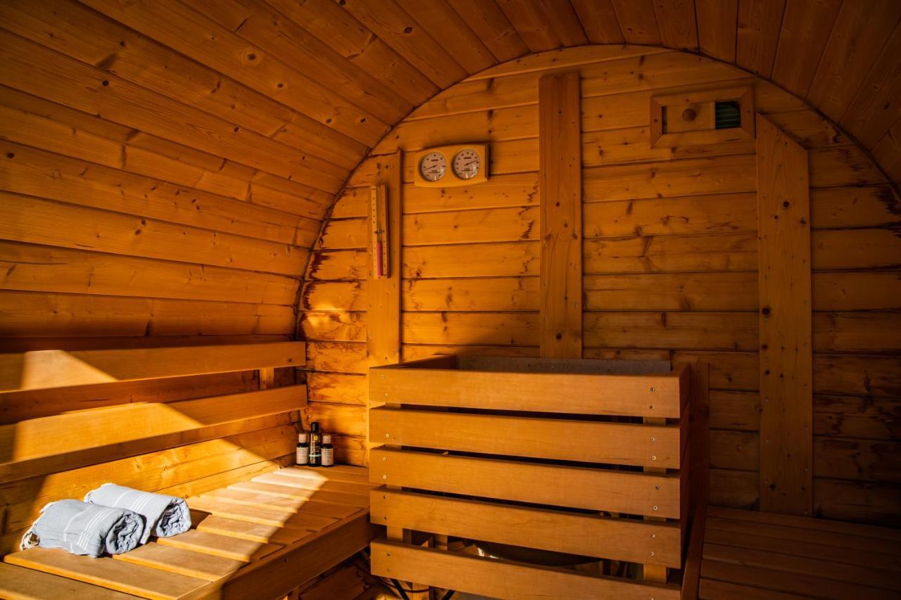 Schlafen Im Fass - Schlaffass - Abenteuer - Romantik - Haslifass Farm stay Innertkirchen