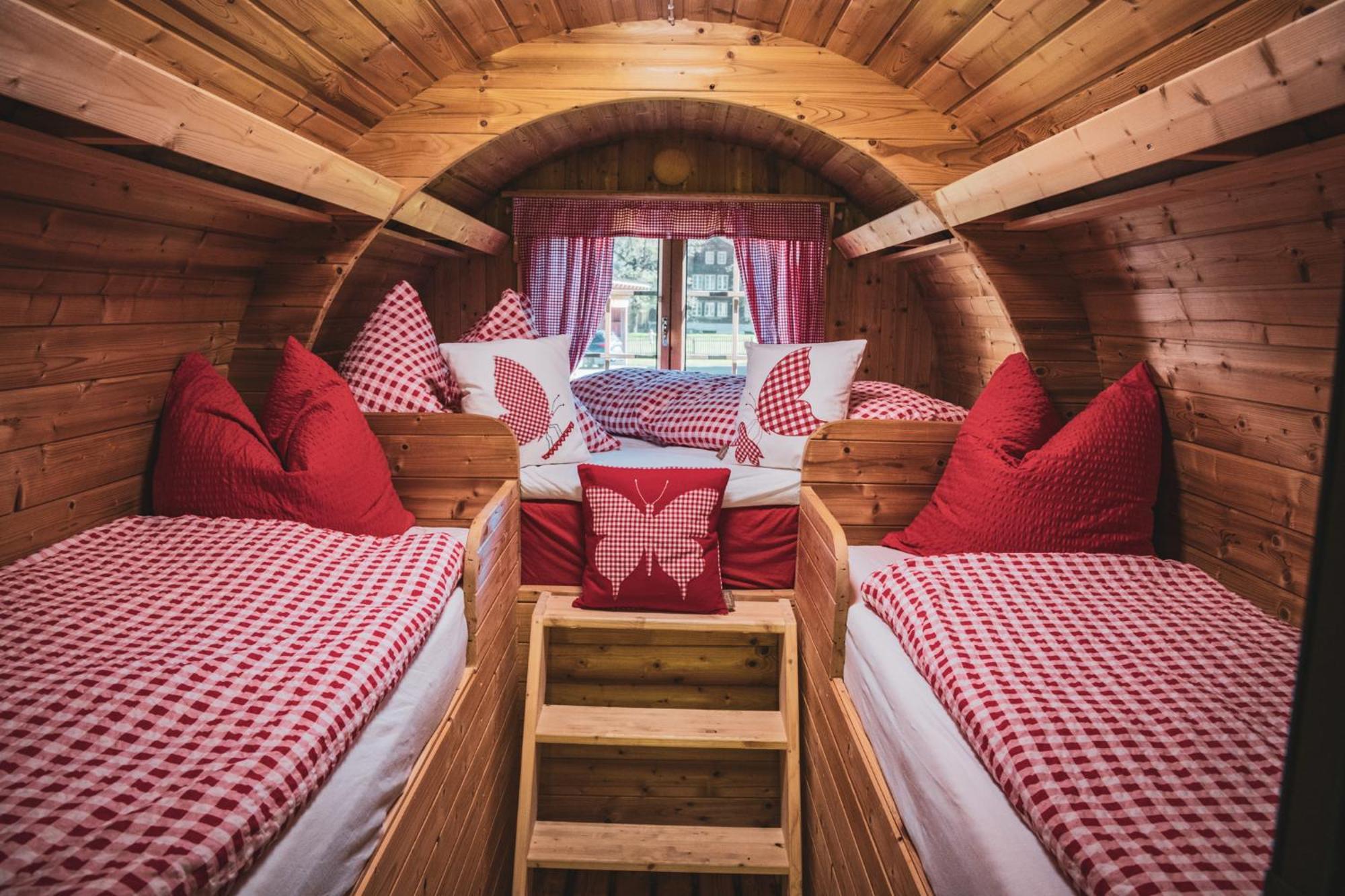 Farm stay Schlafen Im Fass - Schlaffass - Abenteuer - Romantik - Haslifass Innertkirchen